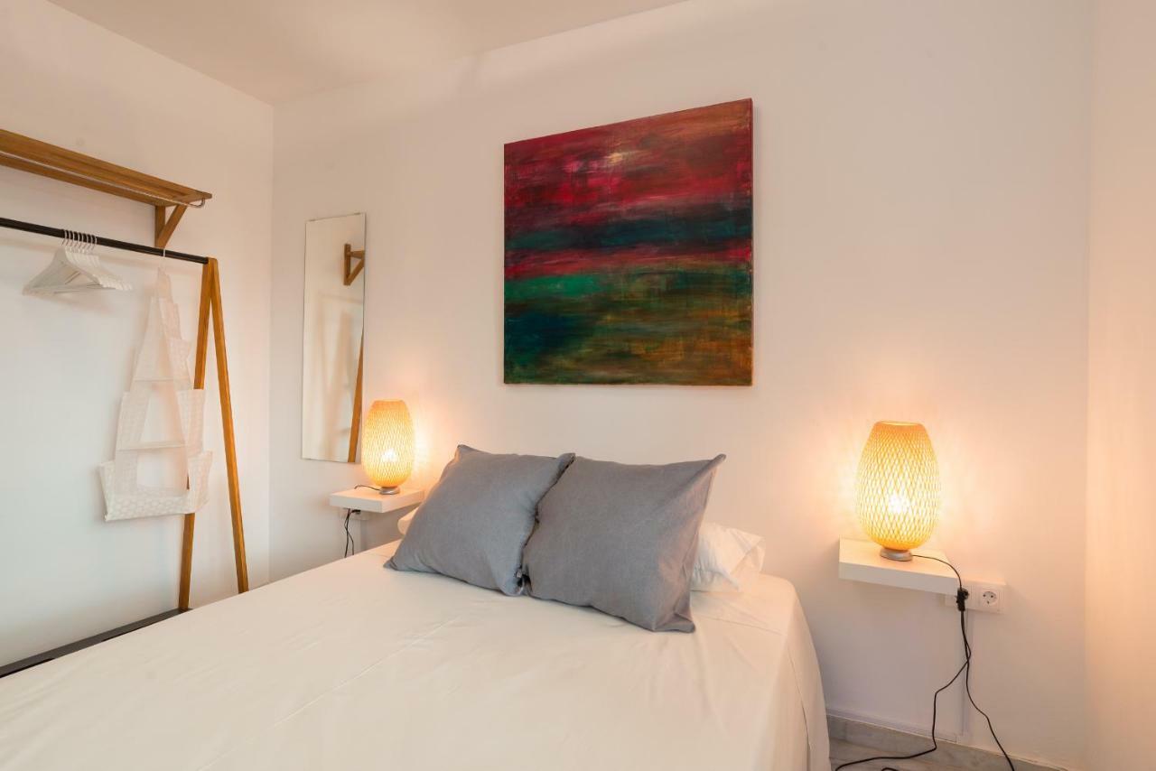 Ferienwohnung Ambb-Private Patio-Steps Away From Old Town Málaga Exterior foto