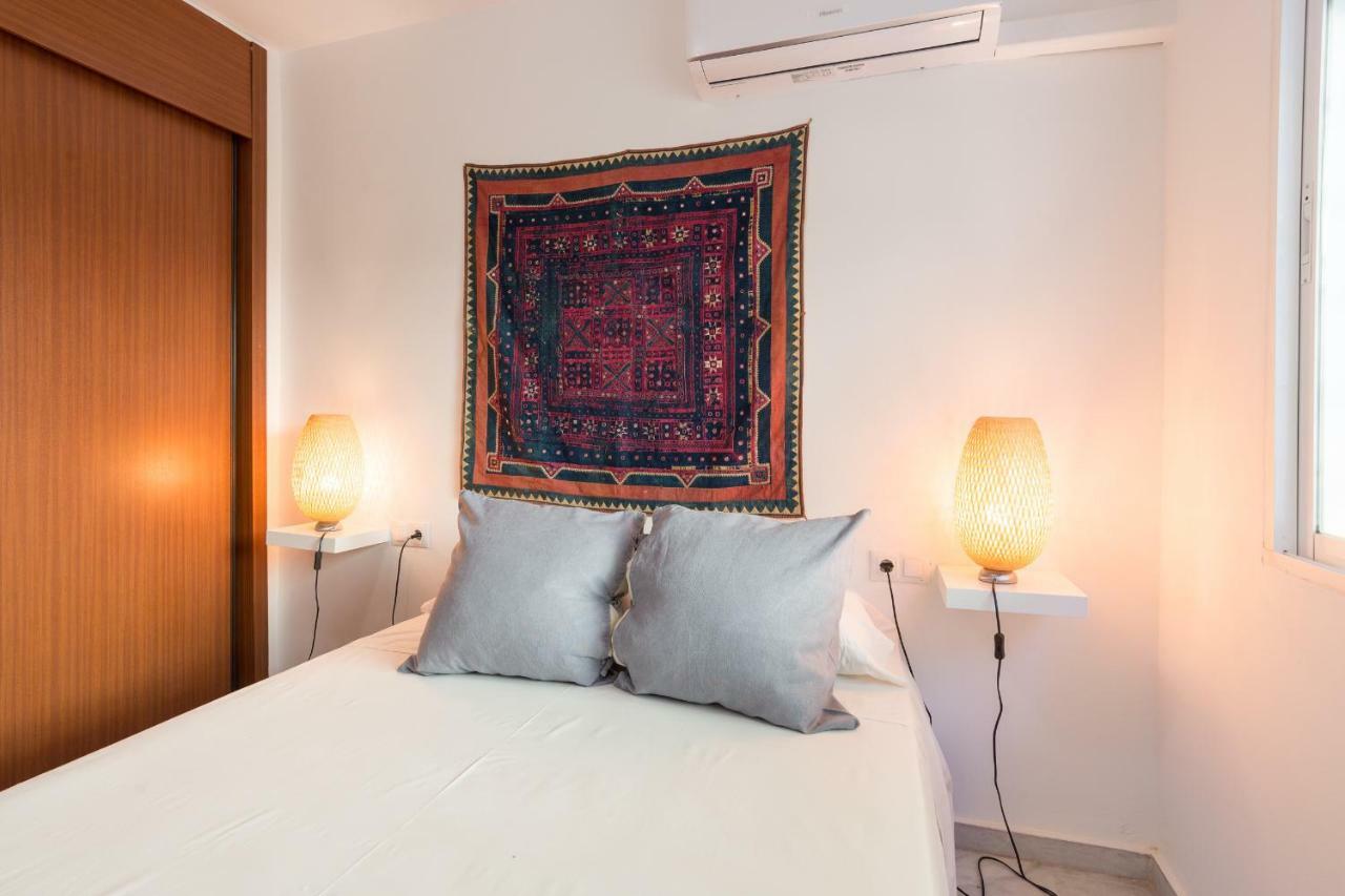 Ferienwohnung Ambb-Private Patio-Steps Away From Old Town Málaga Exterior foto