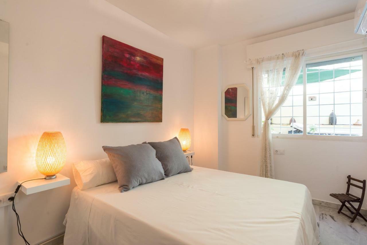 Ferienwohnung Ambb-Private Patio-Steps Away From Old Town Málaga Exterior foto