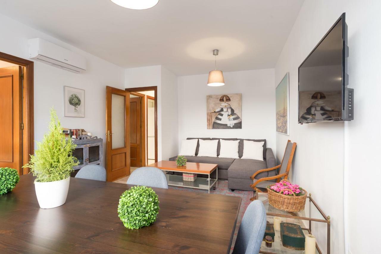 Ferienwohnung Ambb-Private Patio-Steps Away From Old Town Málaga Exterior foto